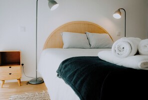 2 soverom, reiseseng for barn, wi-fi (inkludert) og sengetøy