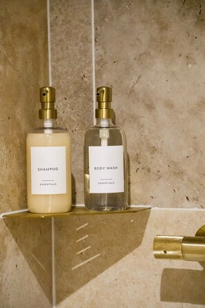 Bathroom amenities