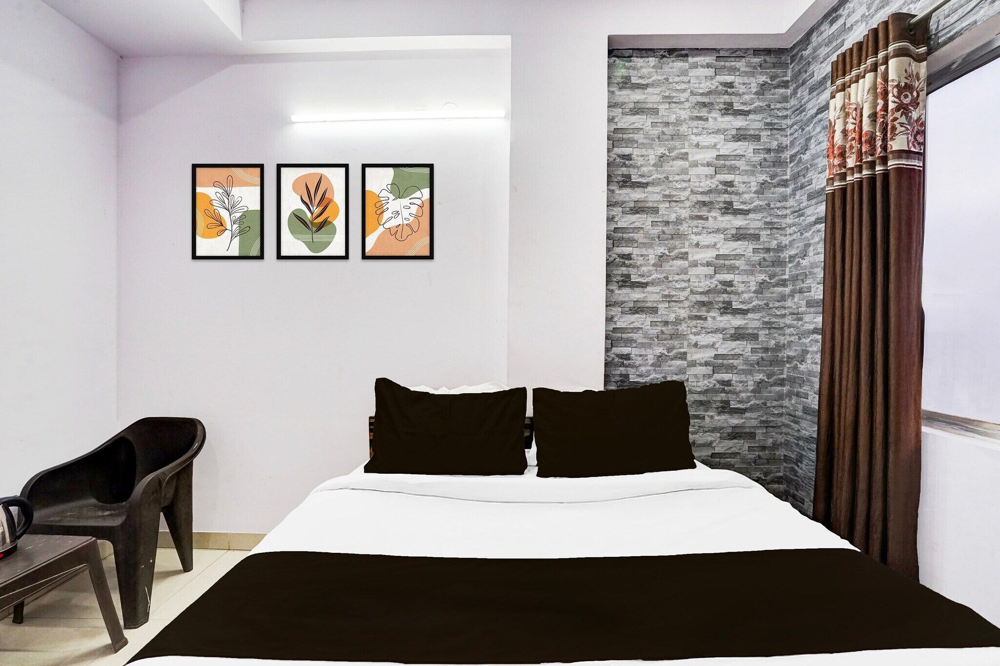 1 habitación, escritorio, wifi gratis y ropa de cama 