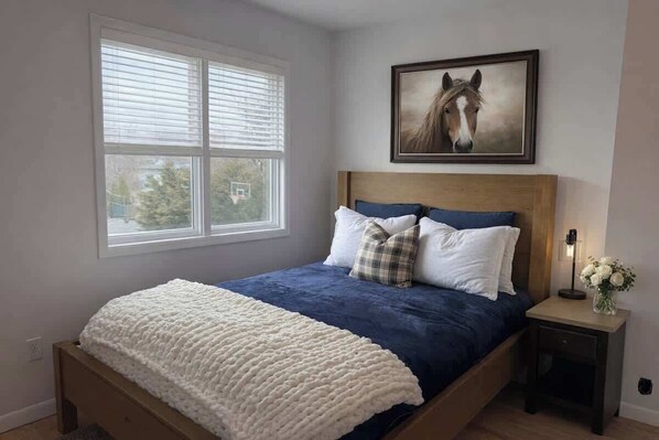 1 habitación, tabla de planchar con plancha, wifi gratis y ropa de cama 