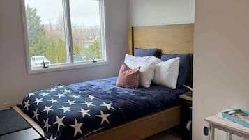 1 slaapkamer, een strijkplank/strijkijzer, gratis wifi, beddengoed