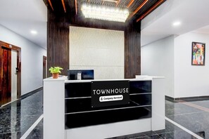 Lobby - Townhouse Cherlapally Railway Station (Hyderabad)