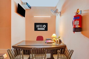 Dining - Hotel O Green City Dhakoli (Zirakpur)