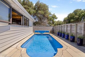 Pool - Tangaroa Beachside Bliss (Whangamata)