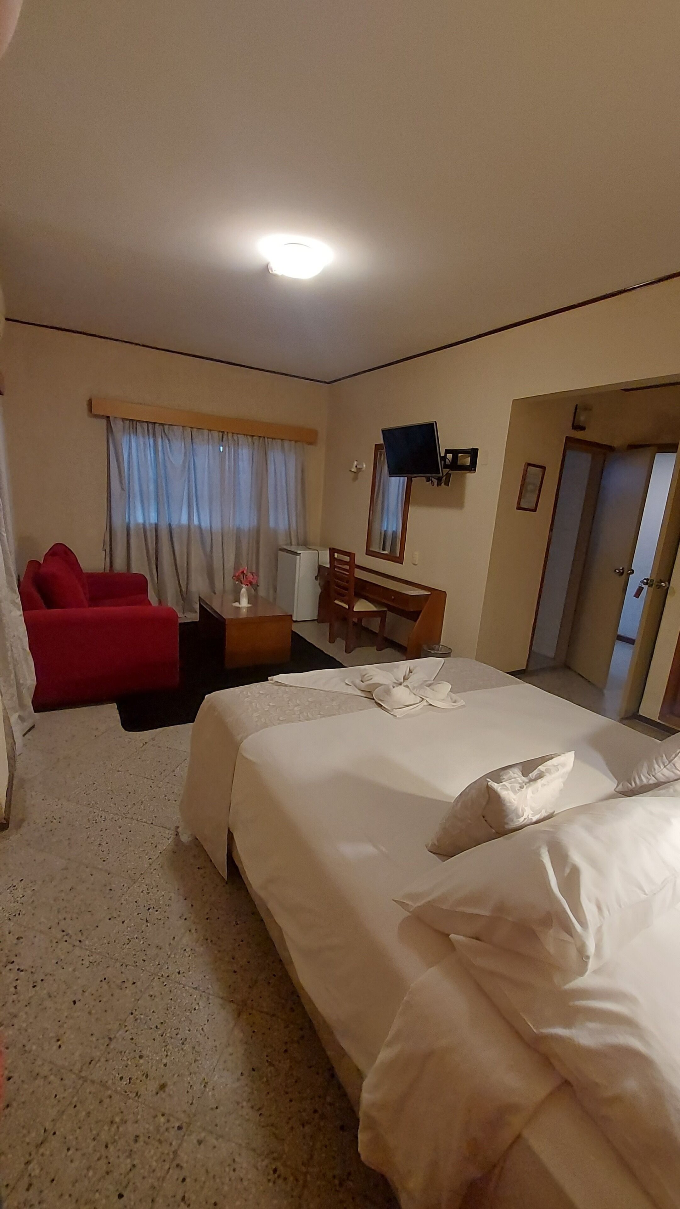 Standard Suite, City View