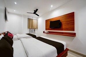 1 dormitorio, escritorio, ropa de cama