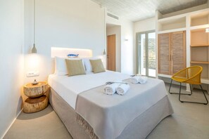 2 bedrooms, iron/ironing board, travel cot, WiFi - Salt n Sky Vivlos Naxos (Vivlos)