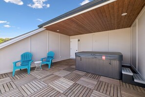 Terrace/patio - Not Davey's Place (Ashland City)