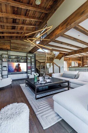 TV, fireplace, offices - Luxury chalet - fireplace, heated pool & sauna (Megève)