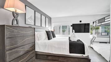 1 bedroom, iron/ironing board, travel cot, WiFi