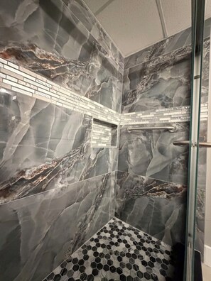 Shower, hair dryer, toilet paper - OceanFront • Remodeled • On the Boardwalk • Pool (Ocean City)