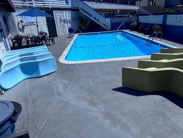Pool - Mission Bay Motel (San Diego)
