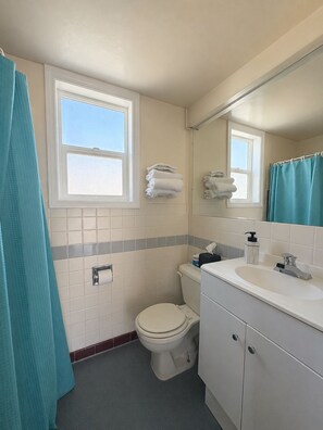 Standard-Einzelzimmer | Badezimmer