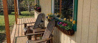 Cozy Family-Friendly 2-Bedroom Home in North Pole Alaska Near Chena Lakes