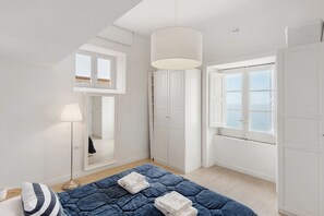 1 slaapkamer, een strijkplank/strijkijzer, wifi, beddengoed