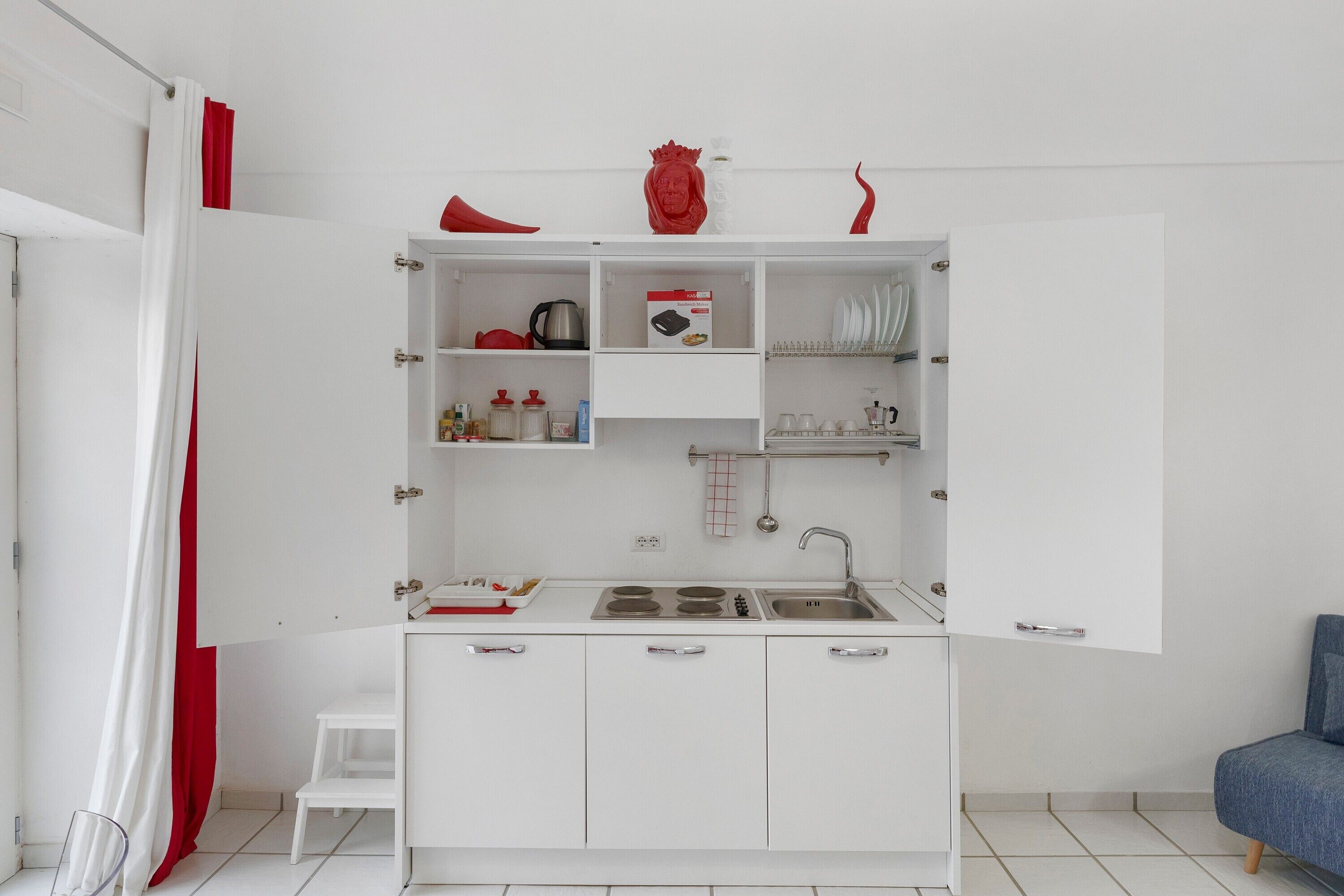 Fridge, stovetop, coffee/tea maker, cookware/dishes/utensils