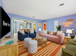 TV, offices - Suncourt Retreat | Sports Court | Pool | Hot Tub (Bradenton)