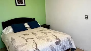 2 bedrooms, iron/ironing board, WiFi (free), bed sheets