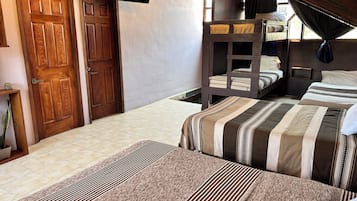 Baita familiare, patio, vista giardino