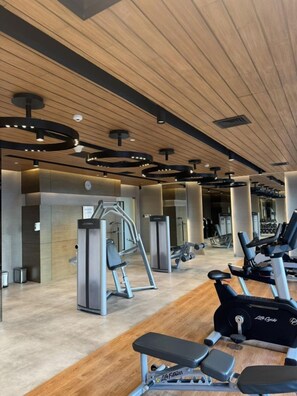 Fitness facility - Cozy Retreat King Suite (Mandaluyong City)
