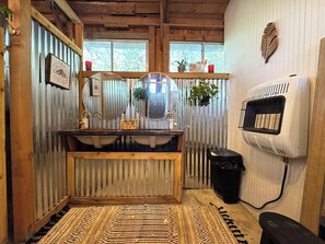 Interior - Glamping in Stunning Woods w/Hot Tub and Sauna! - Green Tent (Smithville)