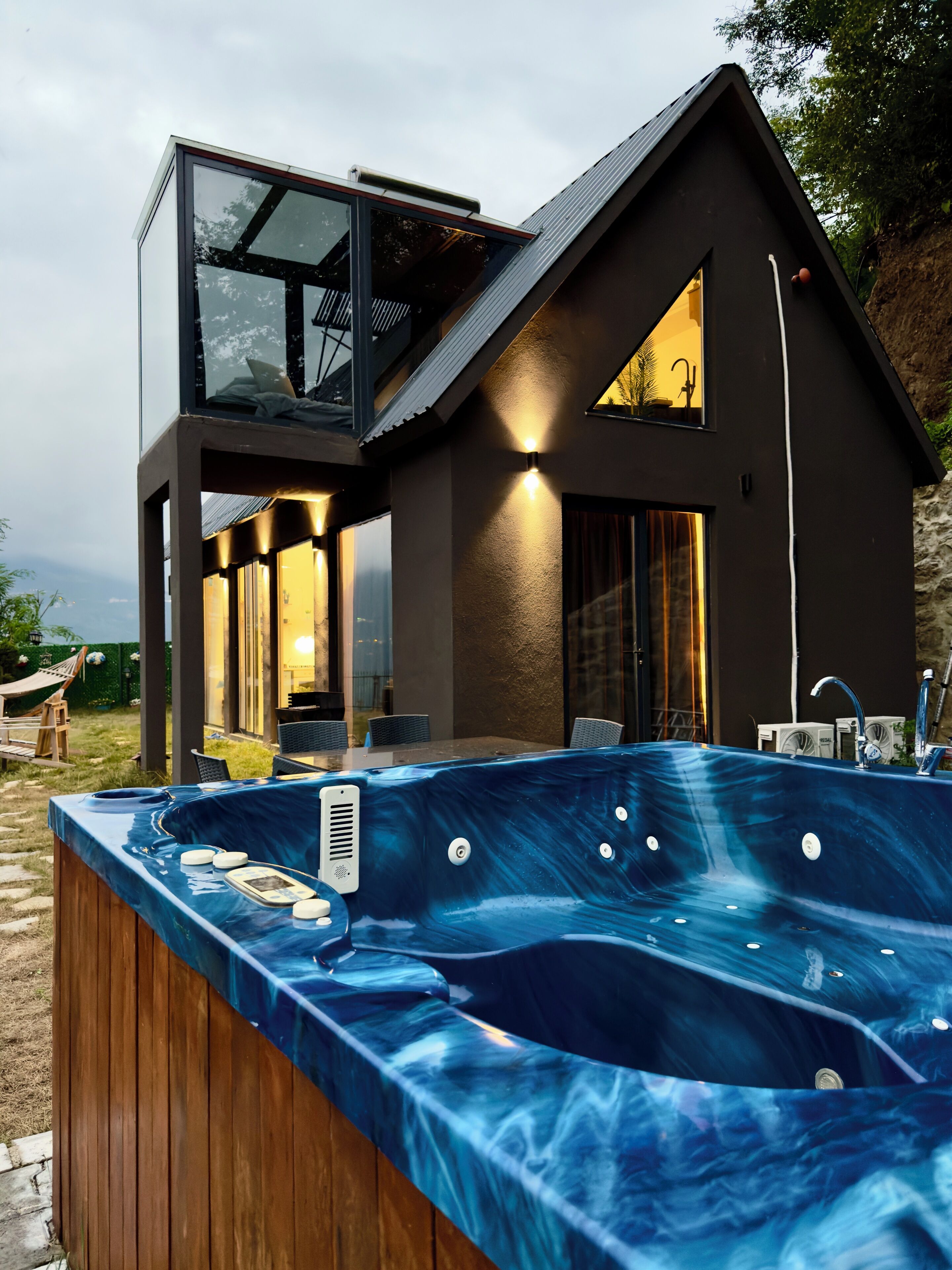 Bañera de hidromasaje exterior