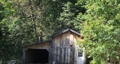 Under 500 dollars per night! Oversized 5BR & 4BA home in Meredith NH area!