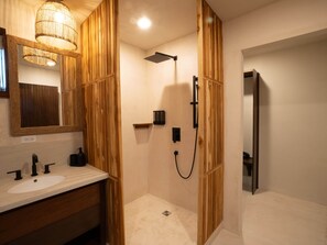 Hair dryer, towels - Casa Jardín – Garden Suite Villa (Placencia)