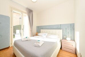 2 bedrooms, iron/ironing board, free WiFi, bed sheets - My Peschiera Holiday Apartment- Quadrivium 4 (Castelnuovo del Garda)