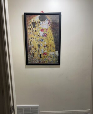 Interior - Entire house 7 bedrooms and 3 bath (South Salt Lake)