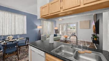 Apartemen, 2 kamar tidur, Bebas Asap Rokok, dapur | Interior