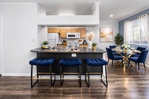Apartment, 2 Bedrooms, Non Smoking, Kitchen | Private kitchen