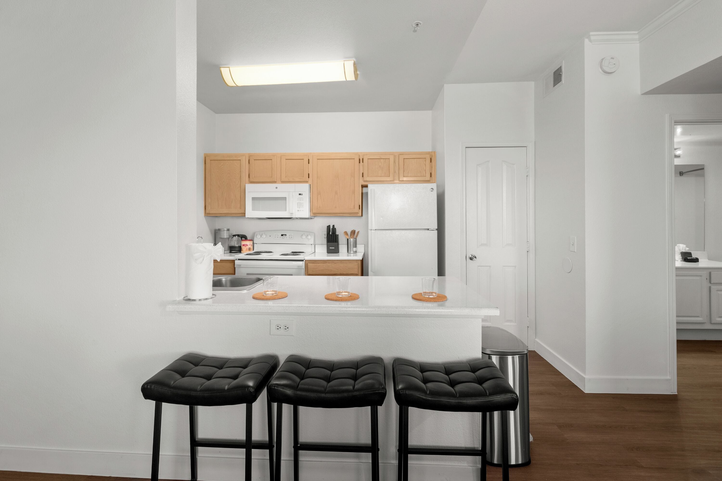 Appartement, 1 chambre, non-fumeurs, cuisine | Cuisine privée | Réfrigérateur, micro-ondes, four, plaque de cuisson