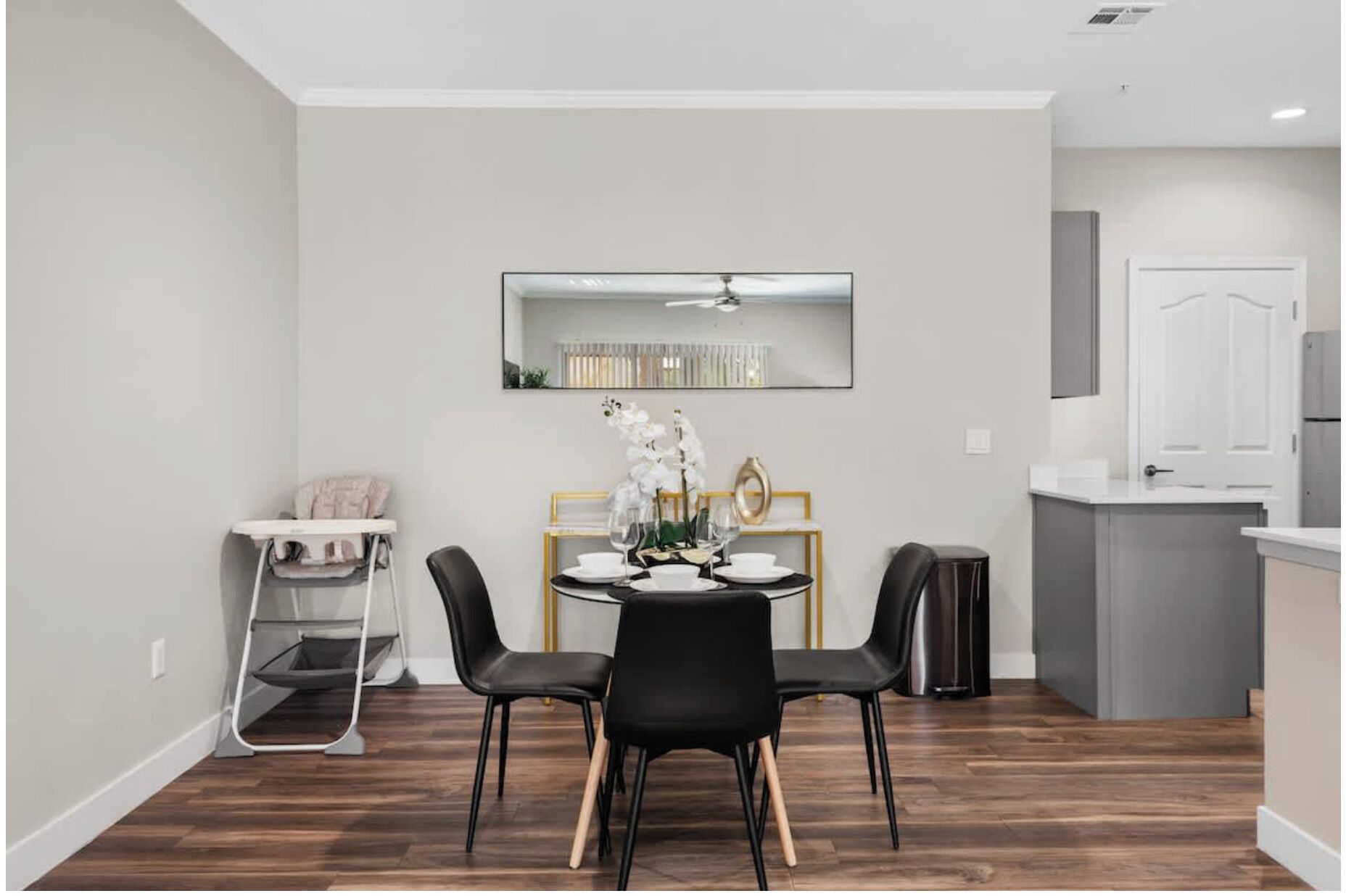Appartement, 2 chambres, non-fumeurs, cuisine | Restauration dans la chambre