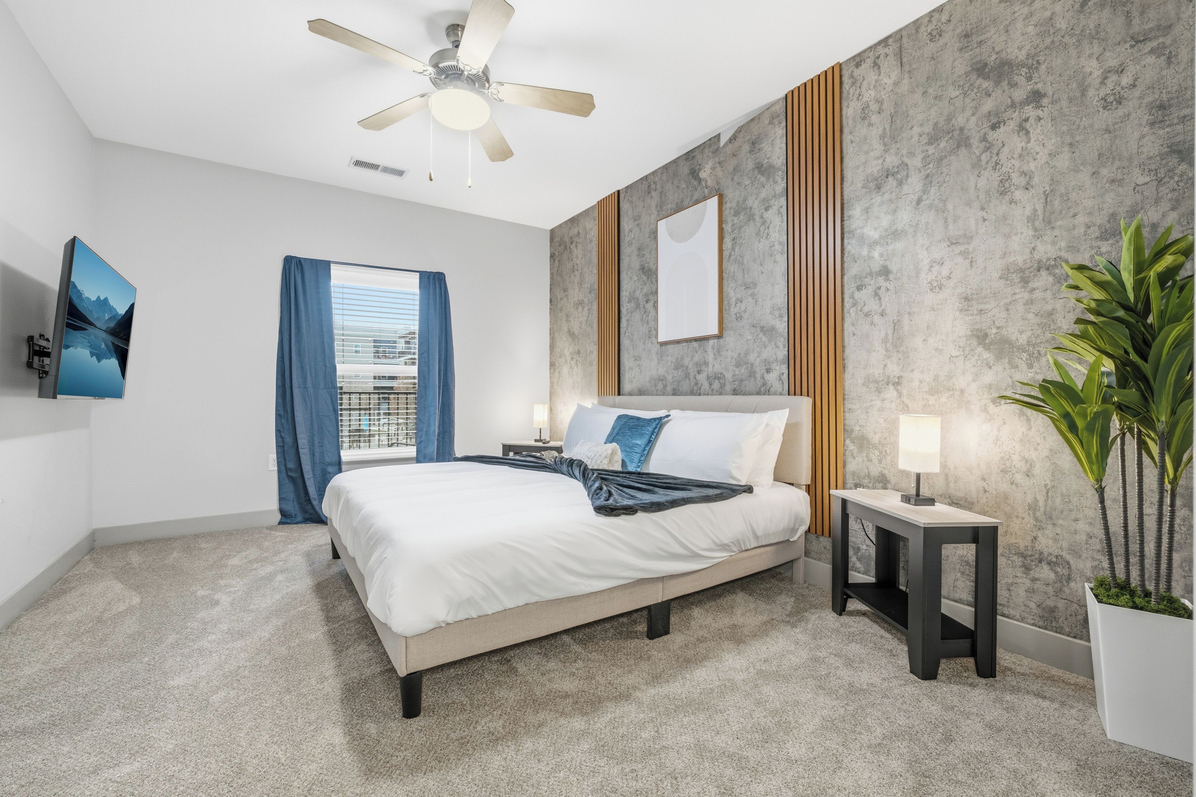 Apartment, 2 Bedrooms, Non Smoking, Kitchen | Desk, laptop workspace, blackout drapes, iron/ironing board