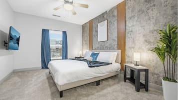 Apartment, 2 Bedrooms, Non Smoking, Kitchen | Desk, laptop workspace, blackout drapes, iron/ironing board