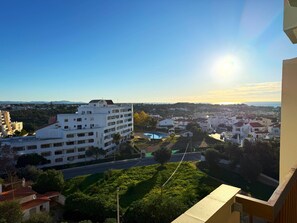 Property grounds - Sea view apartment: A/C, balcony & pool (Albufeira)