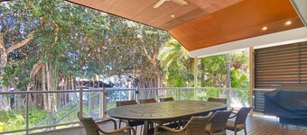 Picnic Bay Apt 3
