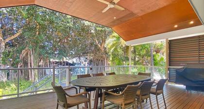 Picnic Bay Apt 3