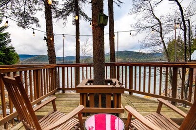 Corky`s Cabin | Lake Front w/Private Dock