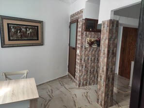 Interior - Charming Tunis apartment (Tunis)