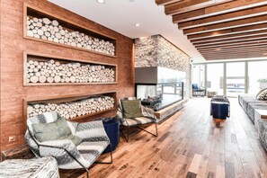 Interior - The Sur by Stylish Stays (Arlington)