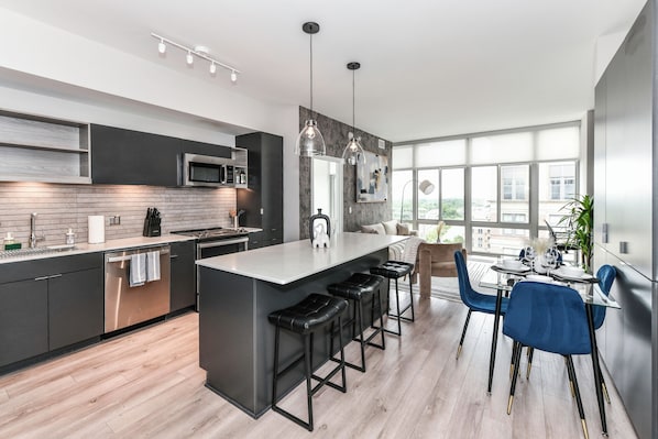 Apartment, 2 Bedrooms, Non Smoking, Kitchen | Private kitchen