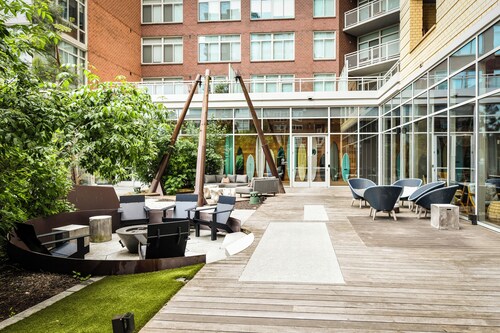 The Sur by Stylish Stays
