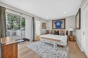 4 bedrooms, desk, iron/ironing board, travel cot - La Jolla Luxury | Designer Home w/ Pool & Jacuzzi! (San Diego)