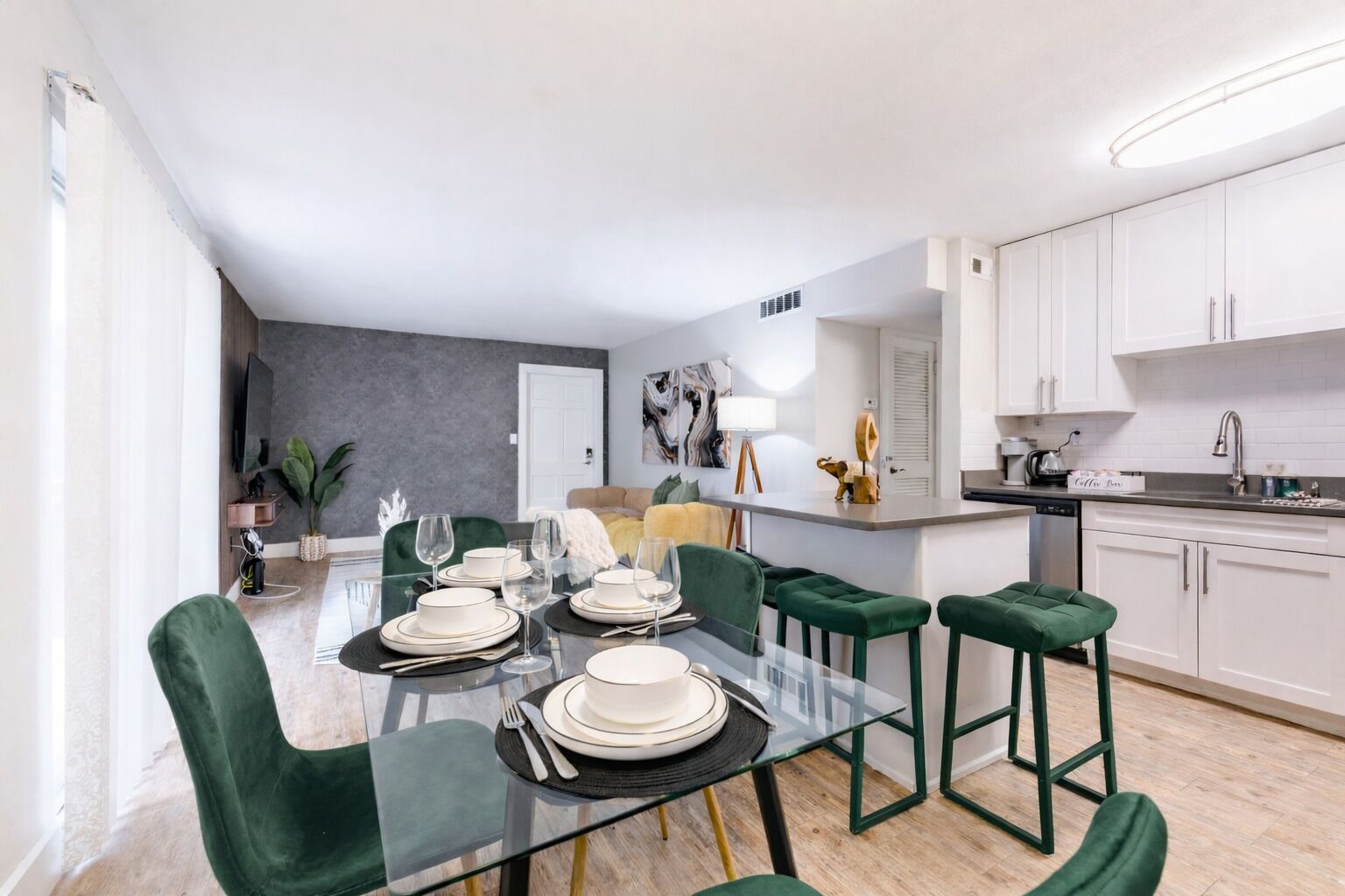 Apartment, 2 Bedrooms, Non Smoking, Kitchen | Interior