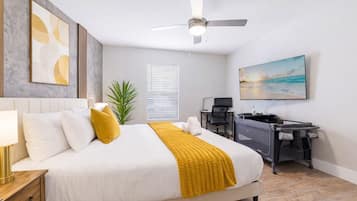 Apartment, 2 Bedrooms, Non Smoking, Kitchen | Desk, laptop workspace, blackout drapes, iron/ironing board