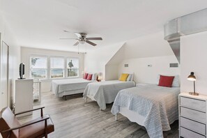 6 bedrooms, iron/ironing board, free WiFi, bed sheets - Beachfront Historic Home | Ocean View | Huge Screen Porch | 13 Beds | Beach Gear | Covered Parking (St. Simons Island)