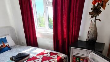 4 slaapkamers, een strijkplank/strijkijzer, wifi, beddengoed