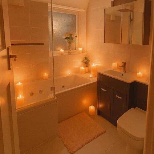 Bliss Loft EnSuite Spa Retreat  Near Heathrow & London